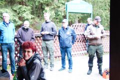 15.06.2024, Schneckenstein,
Spannung bei der Siegerehrung 15.06.2024, Schneckenstein,
Spannung bei der Siegerehrung